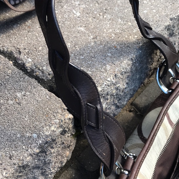 Great condition Base 6” by 15” depth 7 “ - Picture 2 of 6